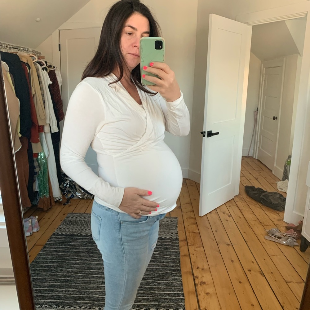 Maternity and nursing type top